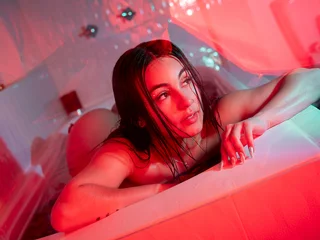 Miaa_Whitee101 profile